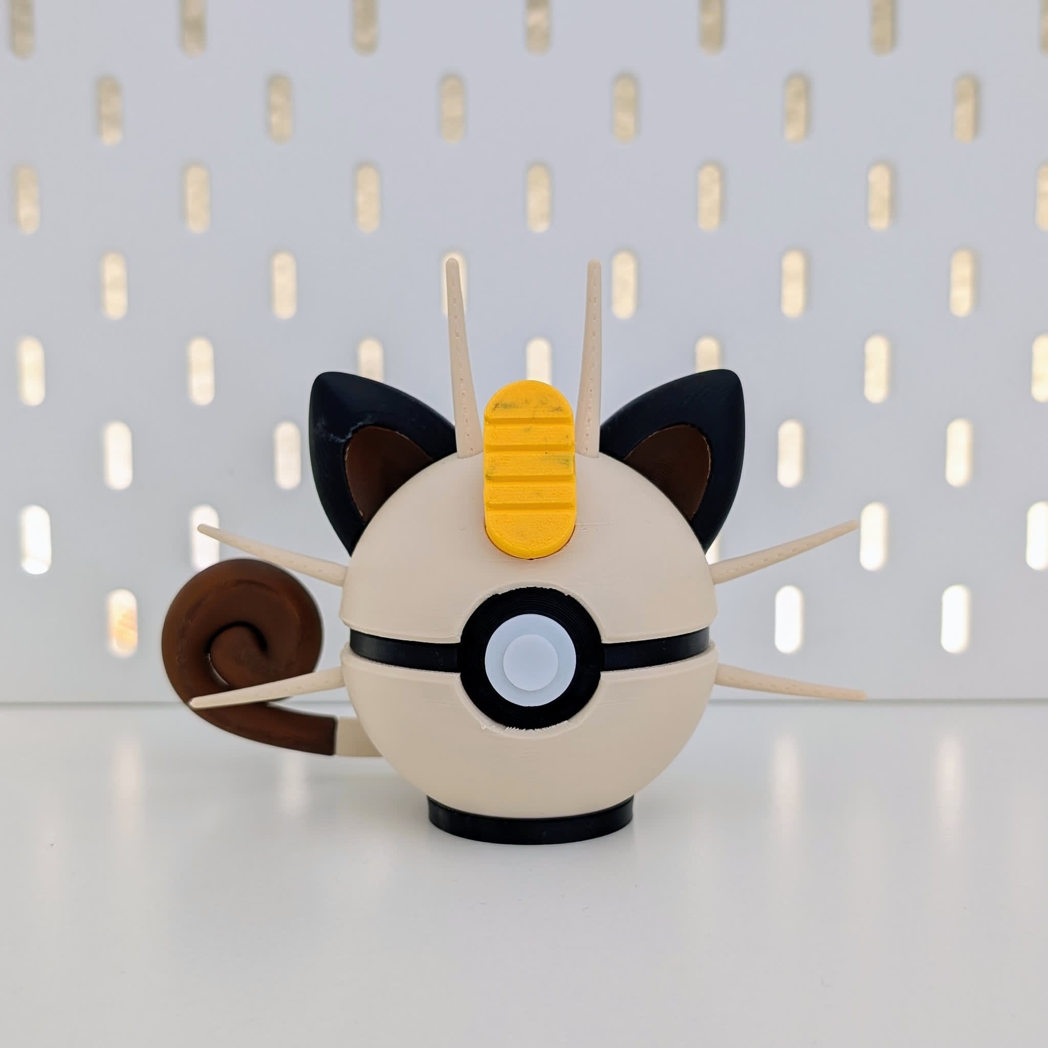 #0052 - Meowth